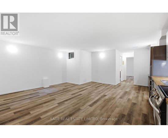 LOWER - 691 RICHMOND STREET W 1 Home, Townhouse for Rent - Photo gallery 2