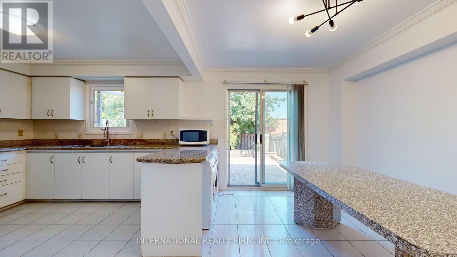71 OLIVEWOOD DRIVE 5 Beds House for Rent - Photo gallery 2