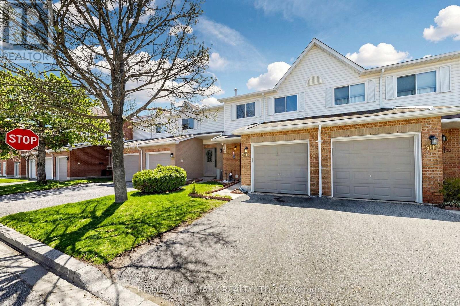 304 MACIVER BOULEVARD 3 Beds Condo, Home, Townhouse for Rent - Photo gallery 2