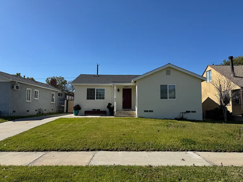 1305 N Reese Place 2 Beds Apartment for Rent