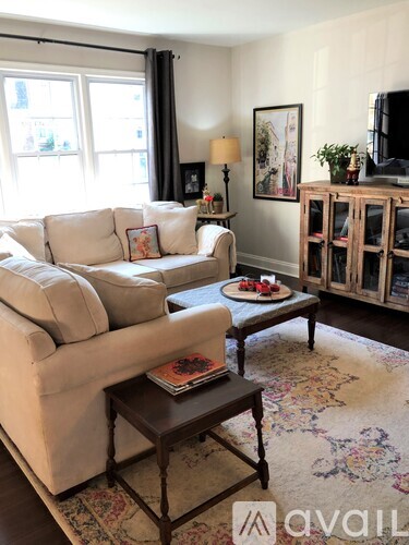 8570 Chester Grove Ct 3 Beds Apartment for Rent - Photo gallery 4