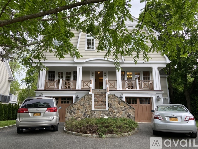 85 Wappanocca Avenue 4 Beds Single Family Home for Rent - Photo gallery 1
