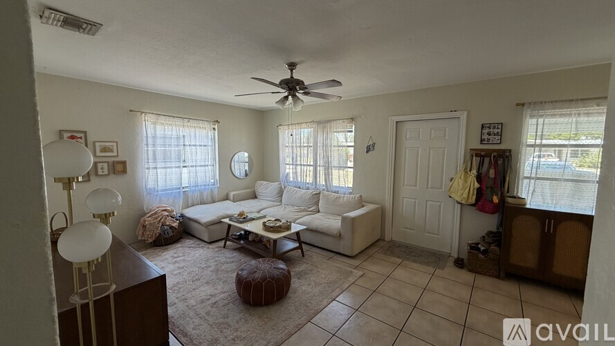 173 38th Avenue Southeast 2 Beds Apartment for Rent - Photo gallery 3