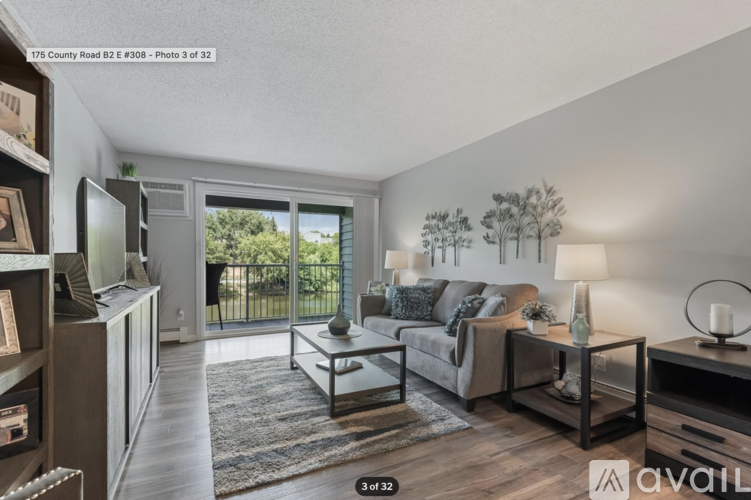 175 County Rd B2 E 2 Beds Apartment for Rent - Photo gallery 3