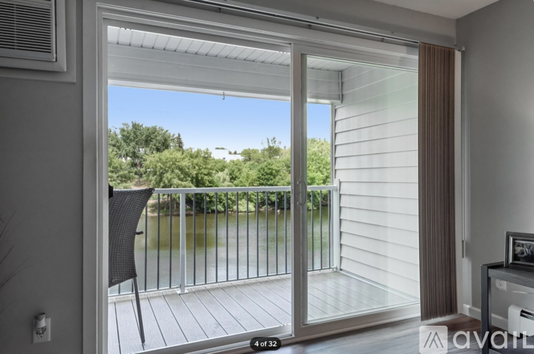 175 County Rd B2 E 2 Beds Apartment for Rent - Photo gallery 4