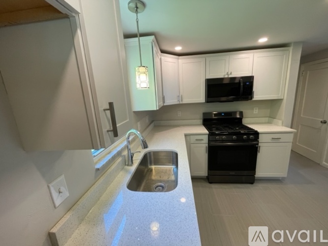 2812 Mc Kelvey Rd 3 Beds Single Family Home for Rent - Photo gallery 2