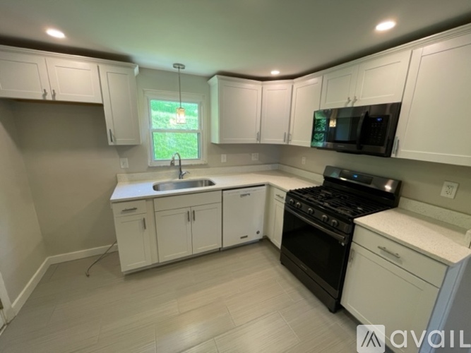 2812 Mc Kelvey Rd 3 Beds Single Family Home for Rent - Photo gallery 3