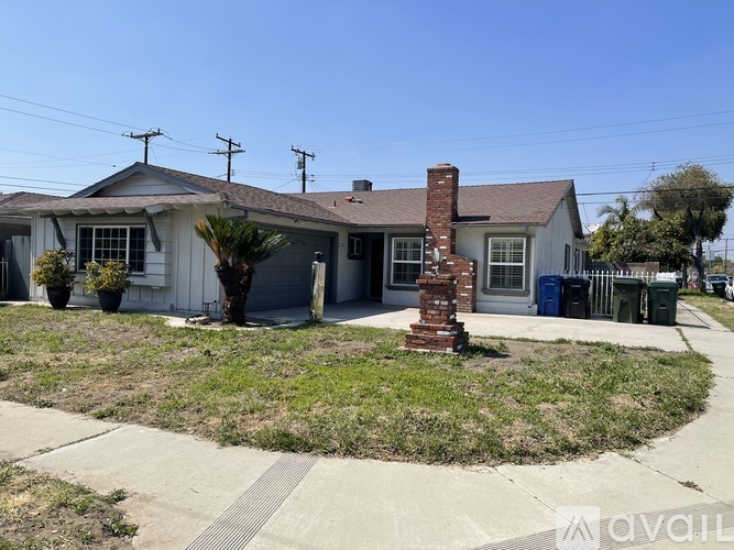 13603 Barlin Ave 3 Beds Single Family Home for Rent - Photo gallery 2