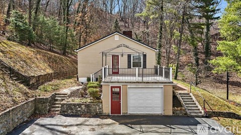 1718 Clifton Rd 3 Beds Apartment for Rent