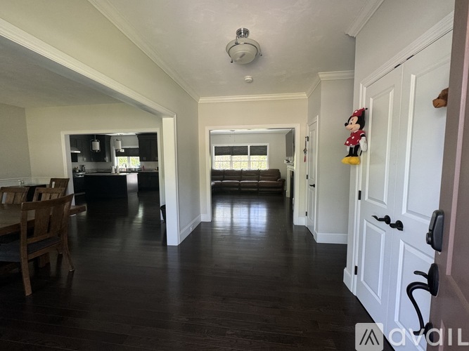 111 Caspian Way 3 Beds Single Family Home for Rent - Photo gallery 2