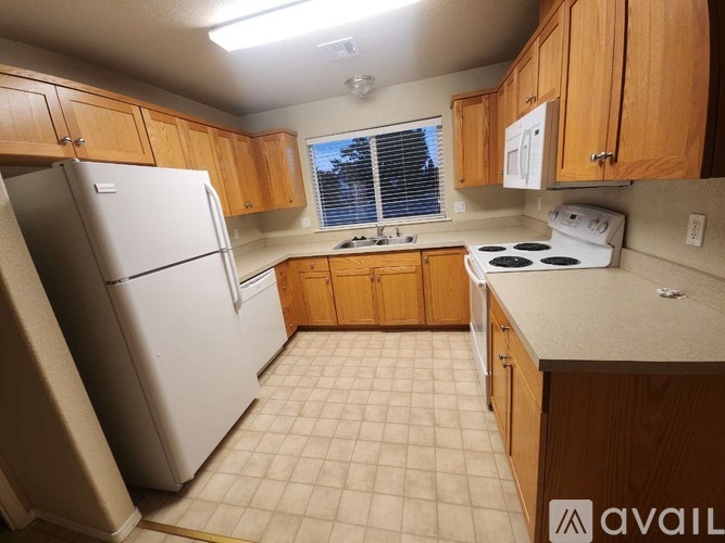 133 Rolling Hills Road 3 Beds Single Family Home for Rent - Photo gallery 1