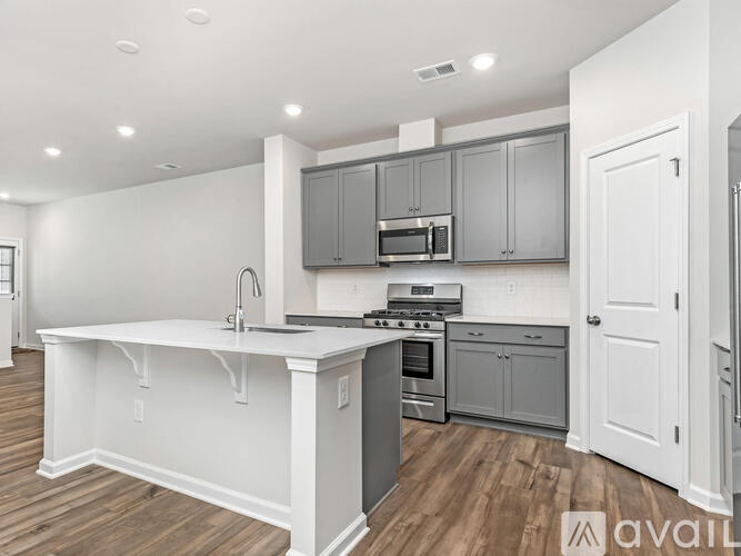 15741 Country House St 3 Beds Townhouse for Rent - Photo gallery 3