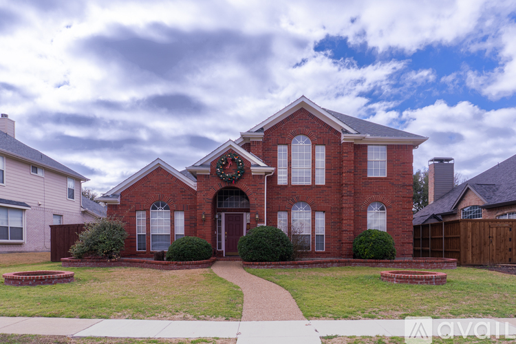 4522 Oak Shores Dr 5 Beds Single Family Home for Rent - Photo gallery 2