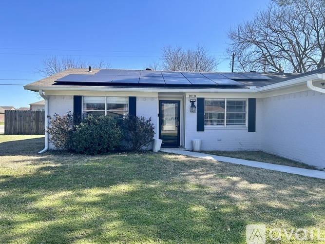 1010 Kent Drive 3 Beds Single Family Home for Rent - Photo gallery 1