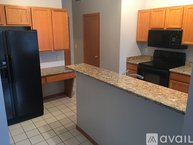14063 Plymouth Ave 2 Beds Townhouse for Rent - Photo gallery 4