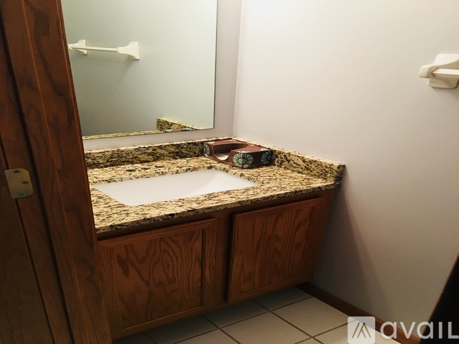 14063 Plymouth Ave 2 Beds Townhouse for Rent - Photo gallery 5