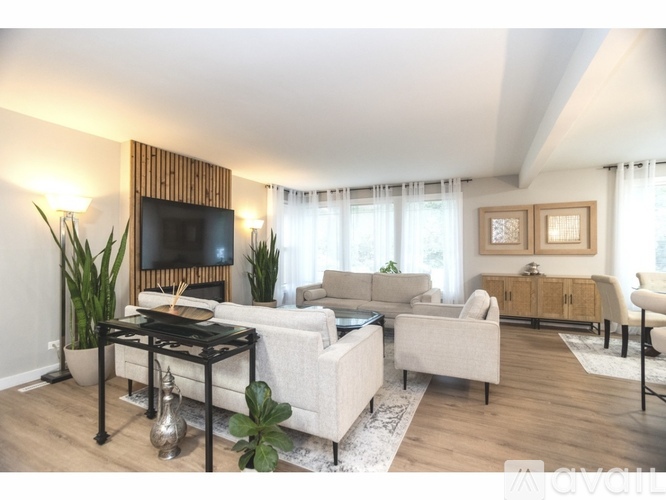 726 Lawler Ave 3 Beds Single Family Home for Rent - Photo gallery 3