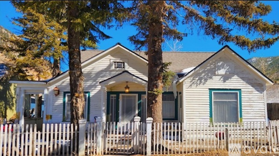 412 Woodward St 1 Single Family Home for Rent - Photo gallery 1