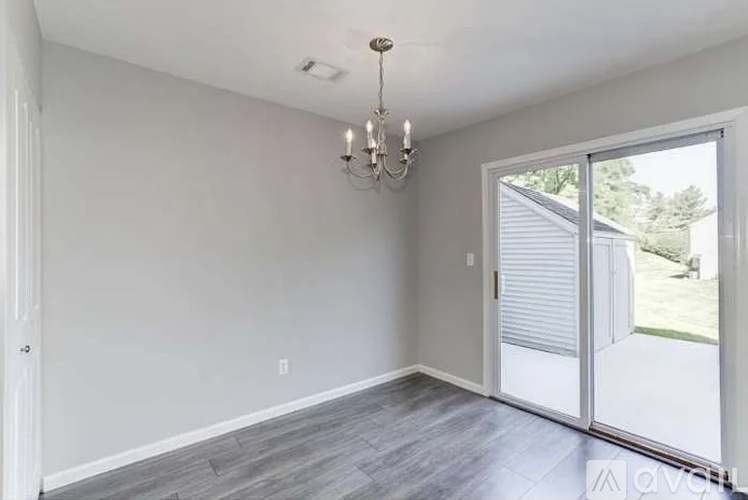 8 Wendy Way 3 Beds Condo for Rent - Photo gallery 5