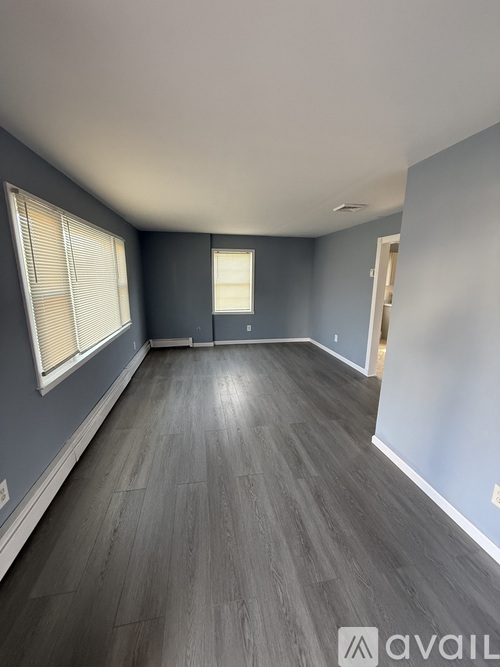 8 Miles Avenue 3 Beds Apartment for Rent - Photo gallery 3