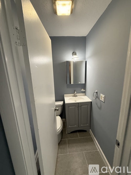 8 Miles Avenue 3 Beds Apartment for Rent - Photo gallery 5