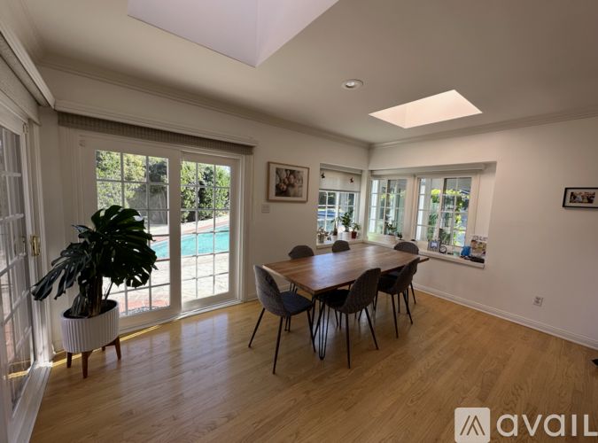 22556 Gilmore St 3 Beds Single Family Home for Rent - Photo gallery 4