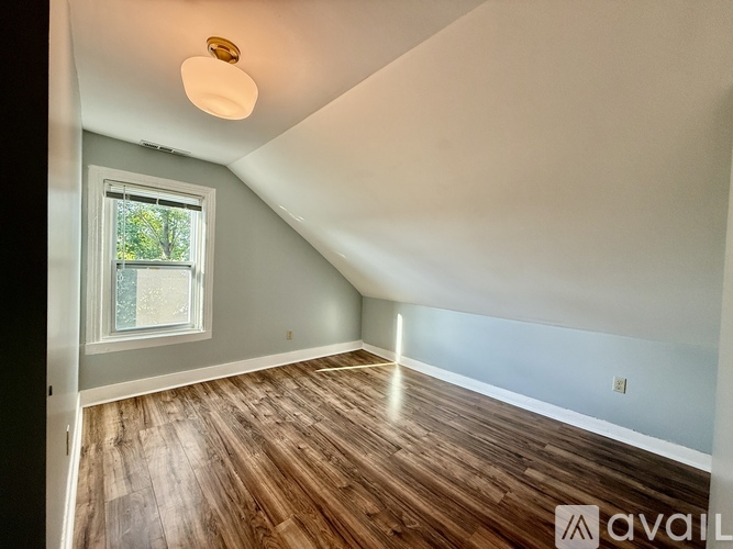 90 Pleasant St 2 Beds Apartment for Rent - Photo gallery 4