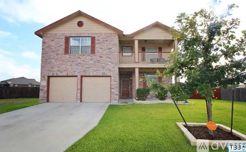 9904 Fantail Ln 5 Beds Single Family Home for Rent - Photo gallery 1