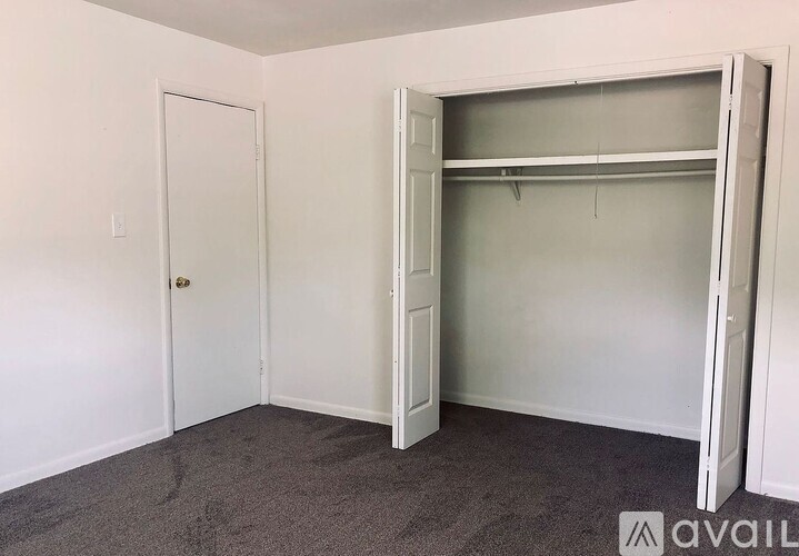 1032 E Division St 2 Beds Apartment for Rent - Photo gallery 1