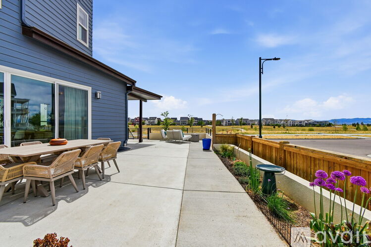 6150 N Dallas St. Bldg. 5 4 Beds Single Family Home for Rent - Photo gallery 4