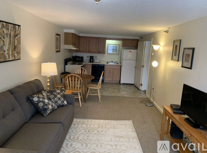 844 State St 1 Apartment for Rent - Photo gallery 1