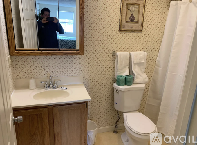 844 State St 1 Apartment for Rent - Photo gallery 4