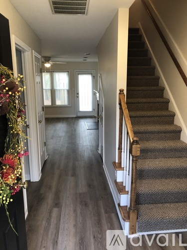 6705 Twin Tree Court 3 Beds Townhouse for Rent - Photo gallery 2