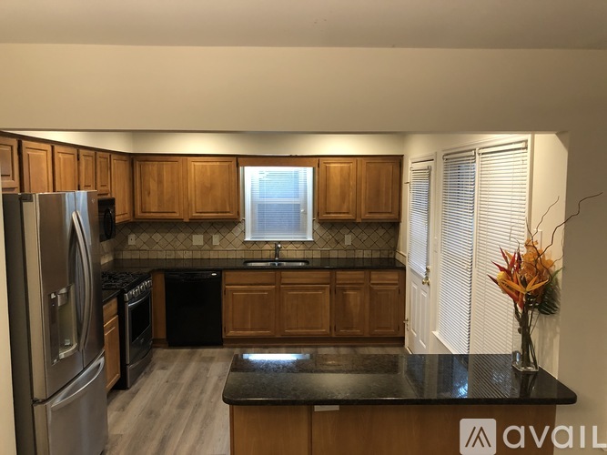 6705 Twin Tree Court 3 Beds Townhouse for Rent - Photo gallery 5
