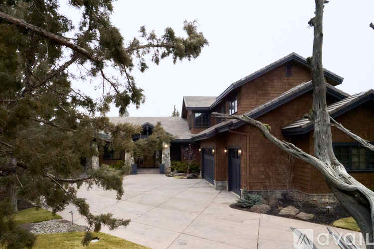 22884 Moss Rock Drive 4 Beds Single Family Home for Rent - Photo gallery 2