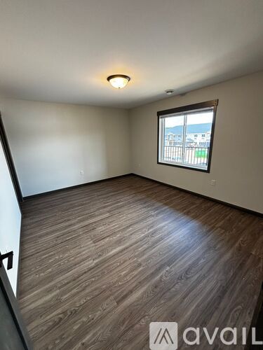 676 Yosemite Way 3 Beds Apartment for Rent - Photo gallery 5