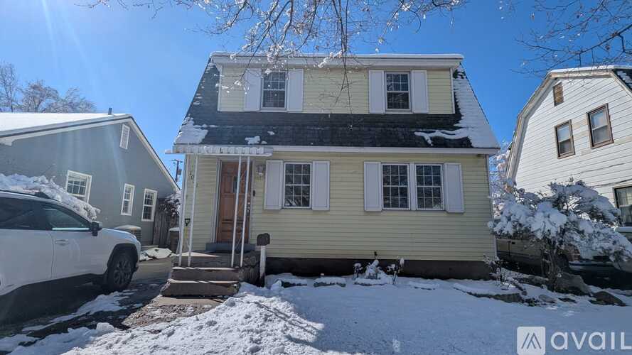 1036 Logan Avenue 4 Beds Single Family Home for Rent - Photo gallery 1