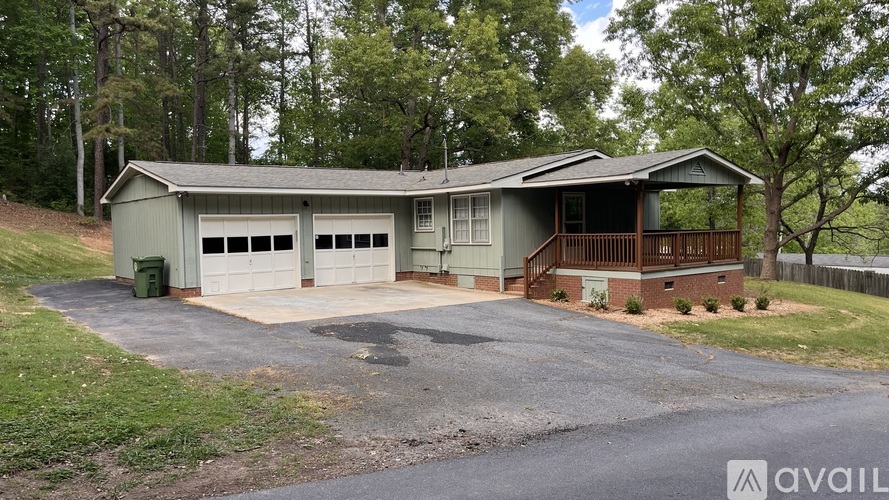 3002 George Lewis Lane 3 Beds Single Family Home for Rent - Photo gallery 3