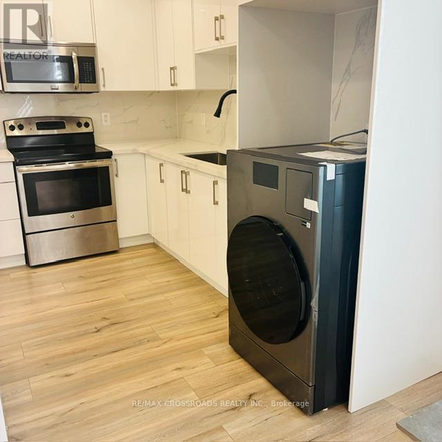 125 WATSON STREET E 2 Beds House for Rent - Photo gallery 5