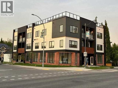 4740 Bowness Road 3 Beds Apartment for Rent