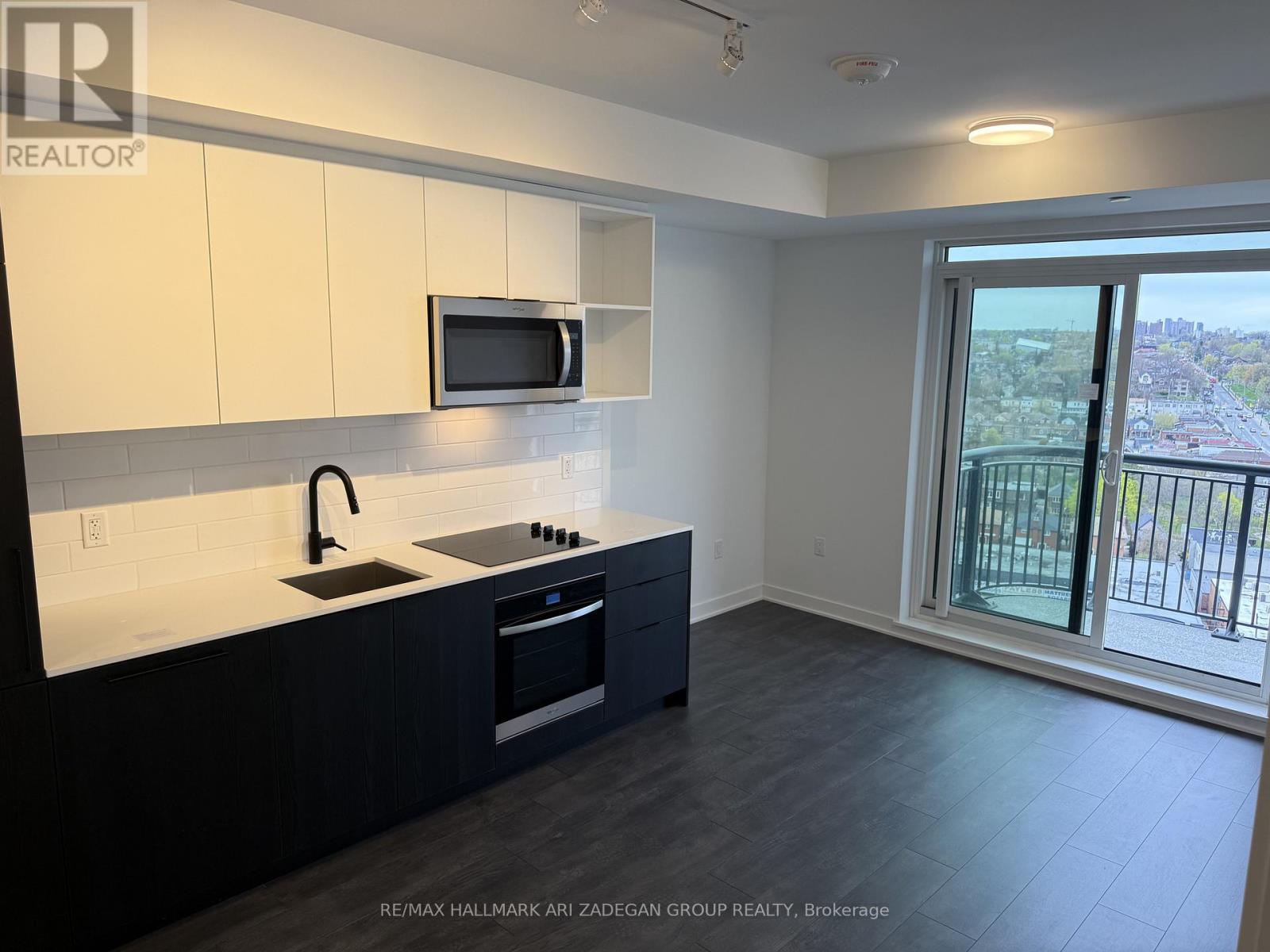 1304 - 1185 DUPONT STREET 1 Apartment, Condo, Home for Rent - Photo gallery 3