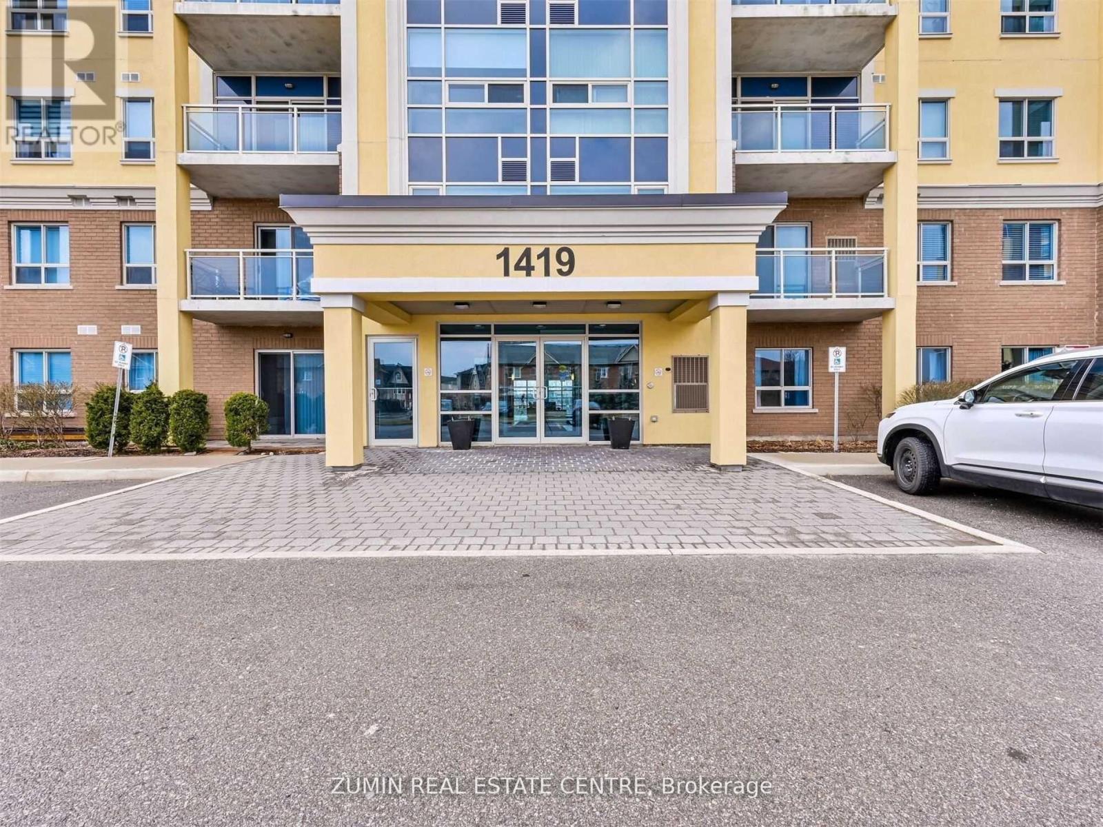A building with the number 1419 on it is shown.