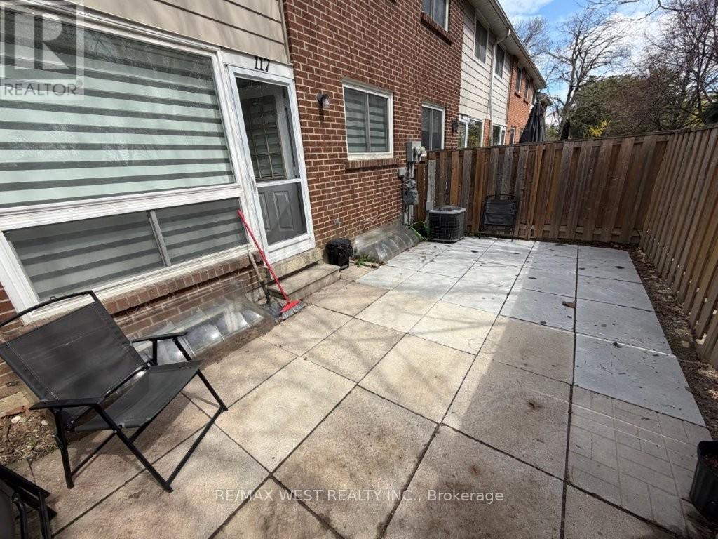 117 - 215 MISSISSAUGA VALLEY BOULEVARD 3 Beds Condo, Home, Townhouse for Rent - Photo gallery 4