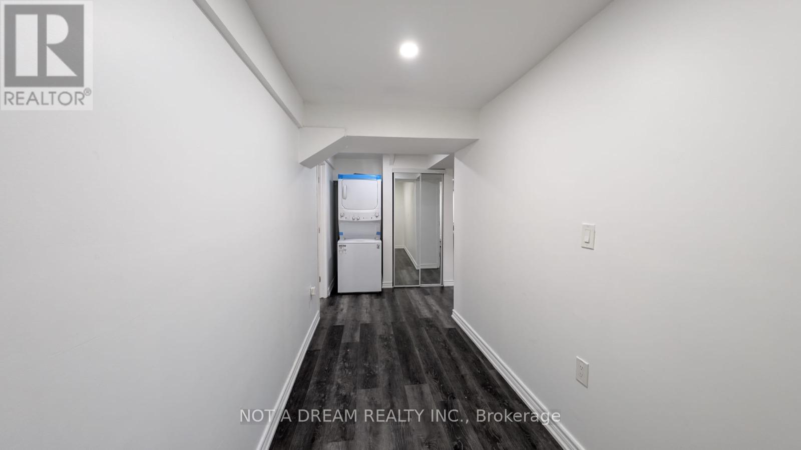 BSMT - 95 MEDLAND AVENUE 2 Beds House for Rent - Photo gallery 2