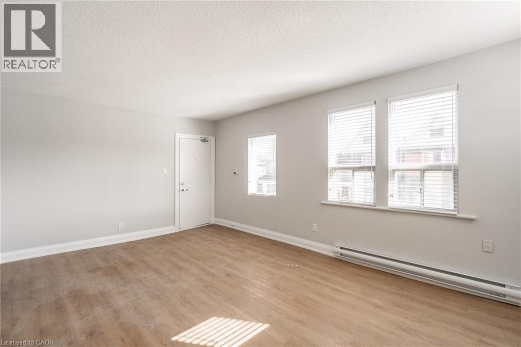 81 GIBSON Avenue Unit# 3 1 Apartment, Home for Rent - Photo gallery 5