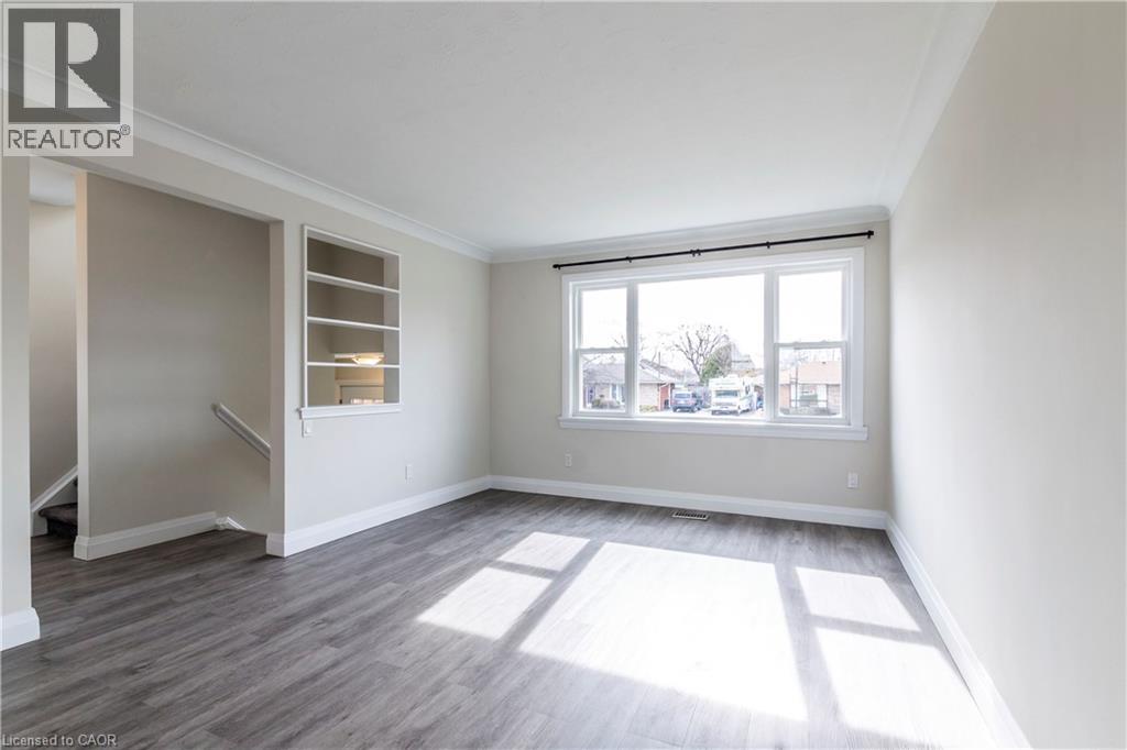 2337 BARCLAY Road 3 Beds House for Rent - Photo gallery 5