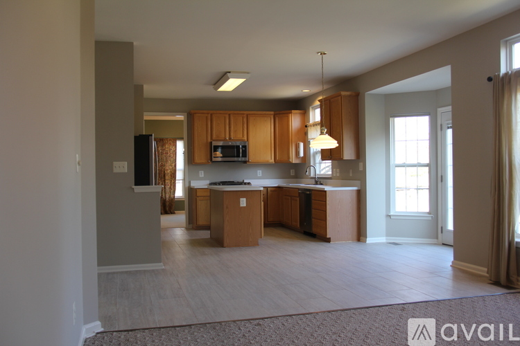21296 Hidden Pond Place 4 Beds Single Family Home for Rent - Photo gallery 4