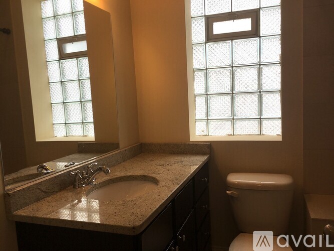 4956 N St Louis Ave 2 Beds Apartment for Rent - Photo gallery 4