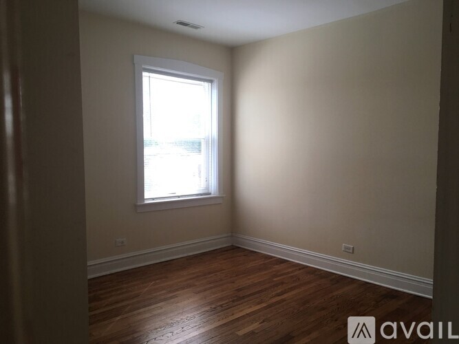 4956 N St Louis Ave 2 Beds Apartment for Rent - Photo gallery 5