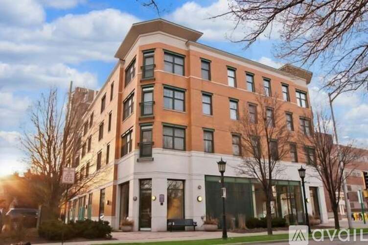 125 North Euclid Avenue 1 Condo for Rent - Photo gallery 1